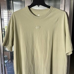 Nike Men's Light Olive Short Sleeve Tee